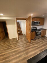 421 N Hammonds Ferry Rd, Unit Basement in Linthicum Heights, MD - Building Photo - Building Photo