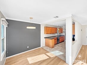 6495 Carthage St in San Diego, CA - Building Photo - Building Photo