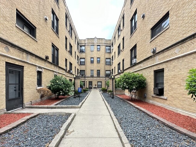 property at 2847 N Orchard St