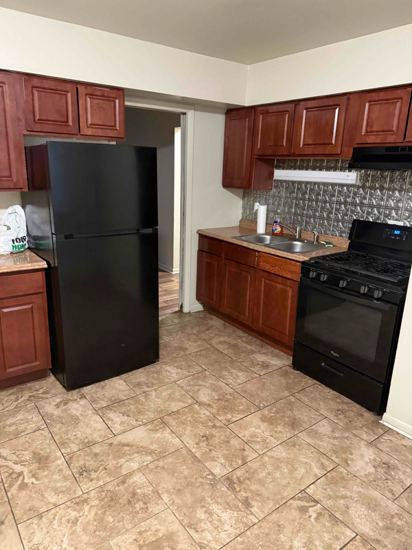 14506 Cottage Grove Ave in Dolton, IL - Building Photo - Building Photo