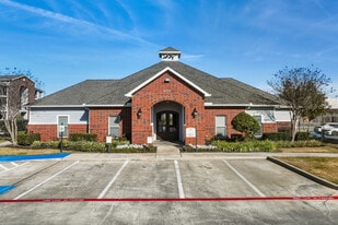 Trails at City Park in Houston, TX - Building Photo