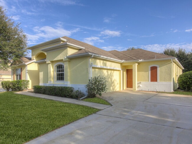 553 Jasmine Bloom Dr in Apopka, FL - Building Photo - Building Photo