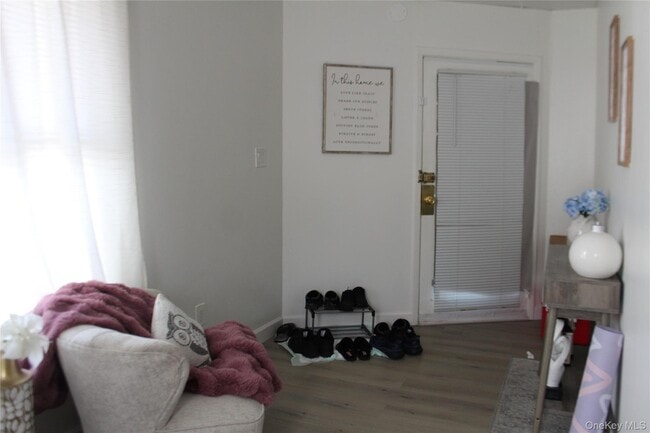 2229 Crompond Rd in Cortlandt Manor, NY - Building Photo - Building Photo