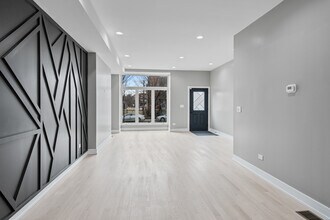 2816 W Warren Blvd in Chicago, IL - Building Photo - Building Photo