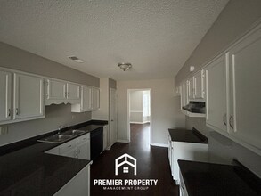 7082 Farmhouse Dr in Memphis, TN - Building Photo - Building Photo