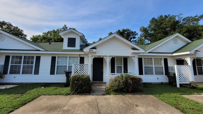 property at 3016 Brigantine Dr