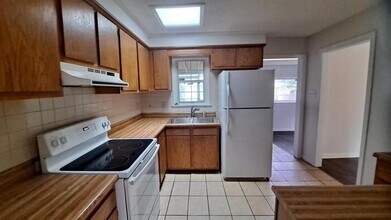 8505 Lyn Ave in Savannah, GA - Building Photo - Building Photo