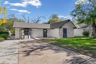 6009 Glen Meadow Dr in Austin, TX - Building Photo