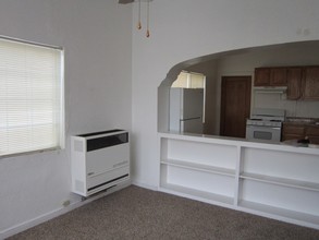 Nebraska Apartments in Vallejo, CA - Building Photo - Interior Photo