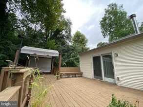 575 Avon Rd in King of Prussia, PA - Building Photo - Building Photo
