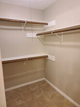 7331 Mundare Ln in Houston, TX - Foto de edificio - Building Photo