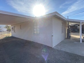 9208 N 10th St, Unit House in Phoenix, AZ - Building Photo - Building Photo