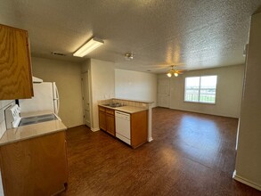 411 E Central Texas Expy in Killeen, TX - Building Photo - Building Photo
