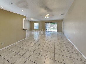 12225 Dawn Vista Dr in Riverview, FL - Building Photo - Building Photo