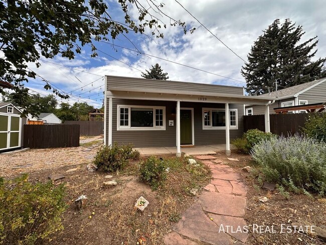 property at 1029 E Wesley Ave