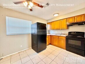 3750 138th Ave N in Largo, FL - Building Photo - Building Photo