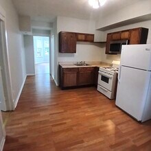 2026 N Kedvale Ave in Chicago, IL - Building Photo - Building Photo