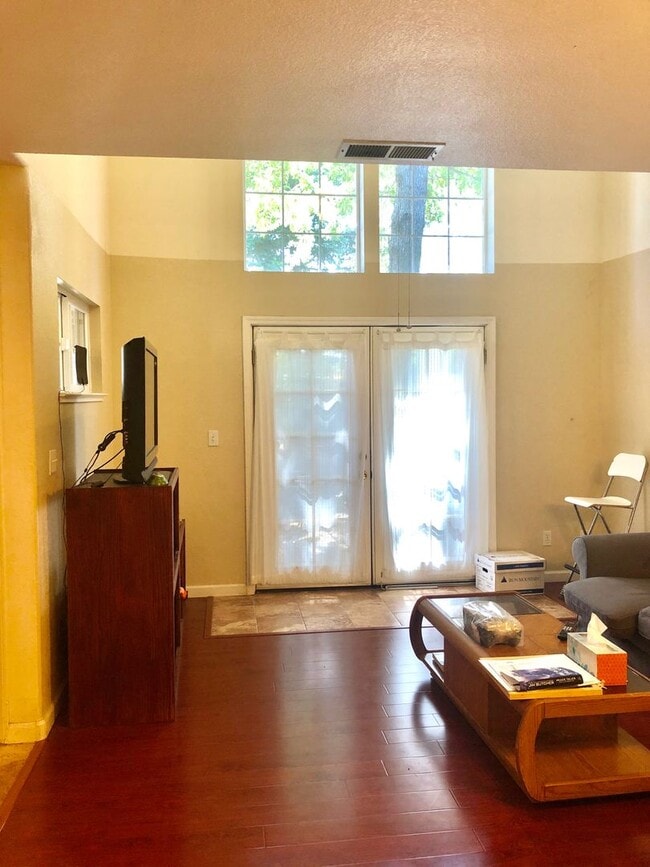 property at 2083 5th St