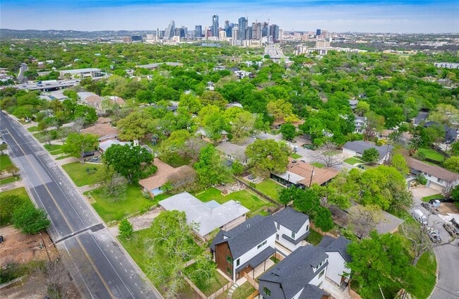 1712 Woodland Ave in Austin, TX - Building Photo - Building Photo