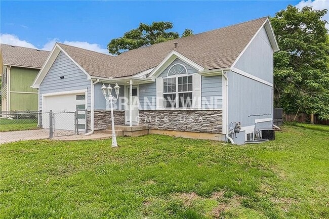 property at 13707 Bennington Ave