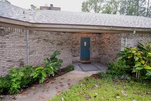 3098 Pacetti Rd in St. Augustine, FL - Building Photo