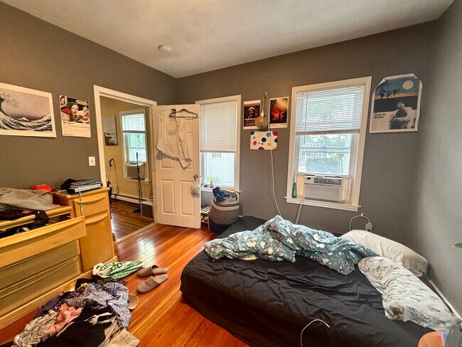 20 Bristol St, Unit 2 in East Cambridge, MA - Building Photo - Building Photo
