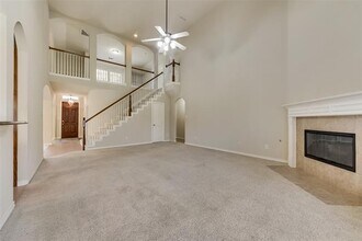 10670 Astoria Dr in Frisco, TX - Foto de edificio - Building Photo