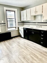 107 Thomas Burgin Pkwy in Quincy, MA - Building Photo - Building Photo