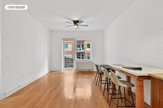 4126 27th St in Queens, NY - Building Photo - Building Photo