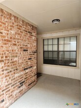 105 E Tanglewood Dr in New Braunfels, TX - Building Photo - Building Photo