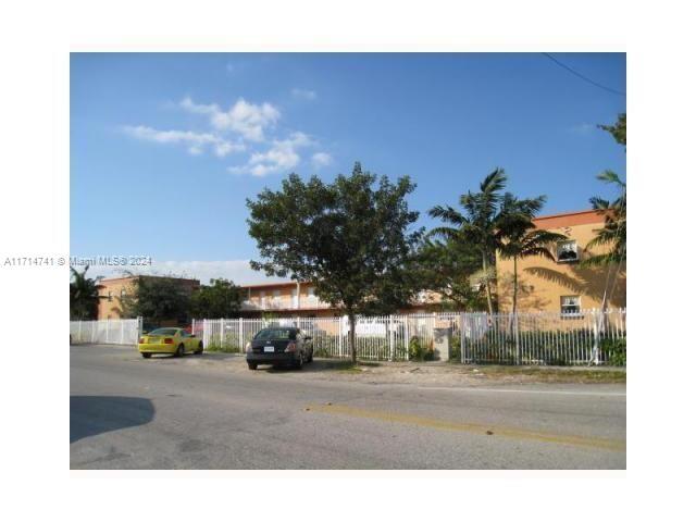 1265 W 24th St in Hialeah, FL - Building Photo - Building Photo