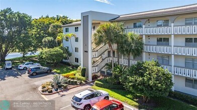 3402 Bimini Ln in Coconut Creek, FL - Foto de edificio - Building Photo