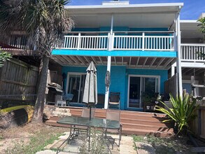 1209 Capri Dr in Panama City, FL - Building Photo - Building Photo