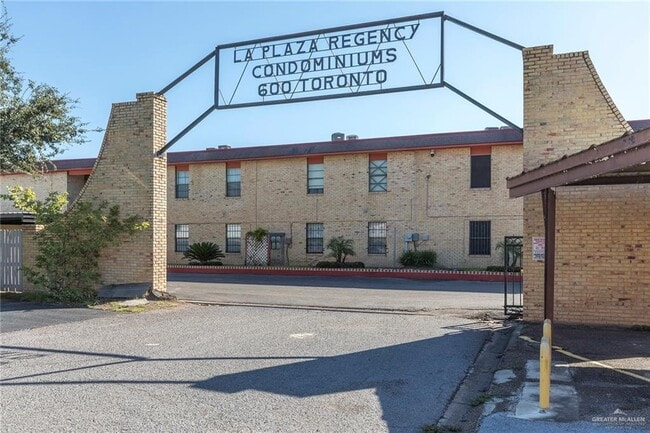 property at 14 Toronto Ave