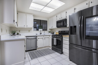 131 Trident Ct in Vallejo, CA - Building Photo - Building Photo