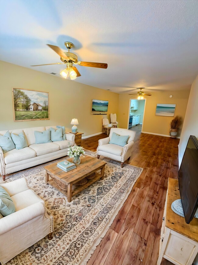 property at 19b Pate Pl