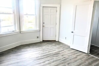 1 W Orchard Pl, Unit 3 in Muncie, IN - Foto de edificio - Building Photo