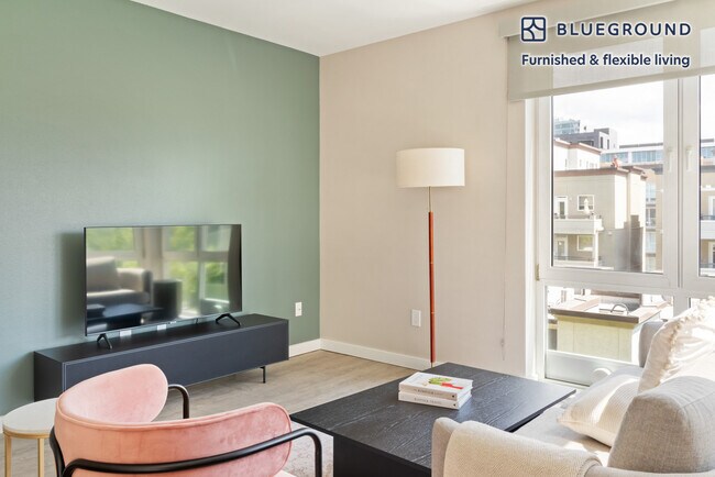 10011 NE 1st St-Unit -FL5-ID283 in Bellevue, WA - Building Photo - Building Photo