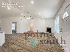 3205 Windjammer Ct in Pensacola, FL - Building Photo - Building Photo