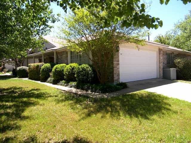 7937 Luling Ln in Austin, TX - Building Photo - Building Photo
