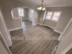 3410 S Anthony Blvd in Fort Wayne, IN - Building Photo - Building Photo