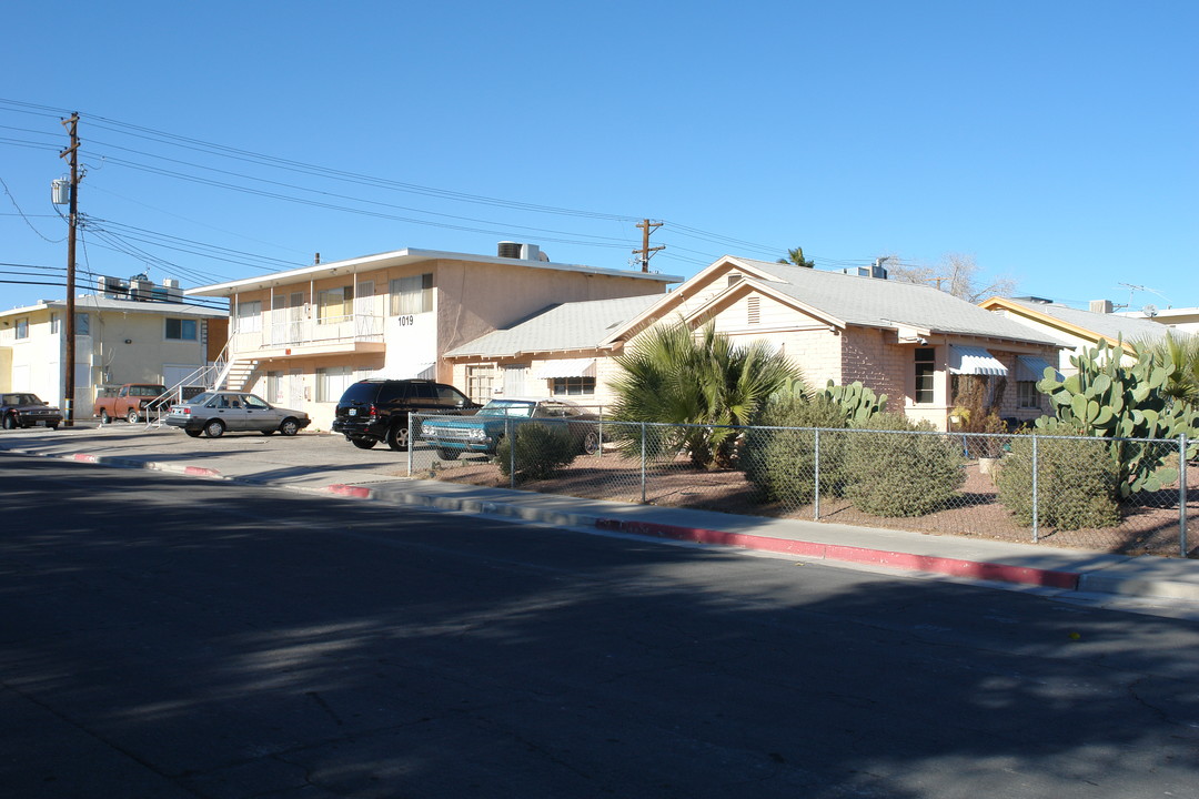 Towne Terrace Apartments in Las Vegas, NV - Building Photo