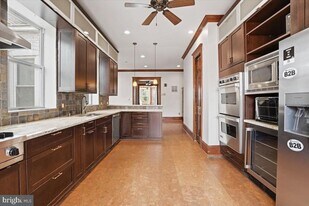 3009 11th St NW in Washington, DC - Building Photo
