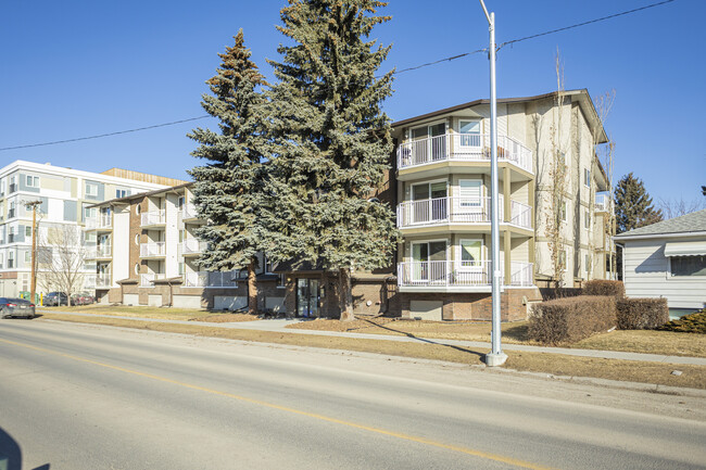 110 20 Av NE in Calgary, AB - Building Photo - Building Photo