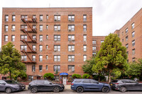 1840 E 13th St in Brooklyn, NY - Foto de edificio - Building Photo