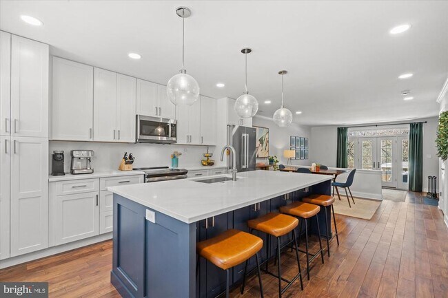 102 Shooters Ct in Alexandria, VA - Building Photo - Building Photo