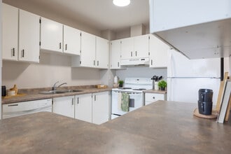 35 Bredin in Orangeville, ON - Building Photo - Building Photo