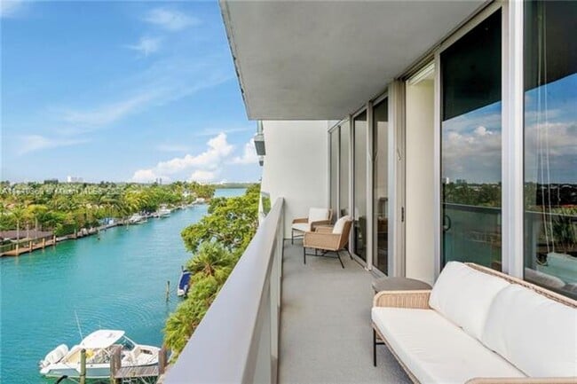 property at 9940 W Bay Harbor Dr