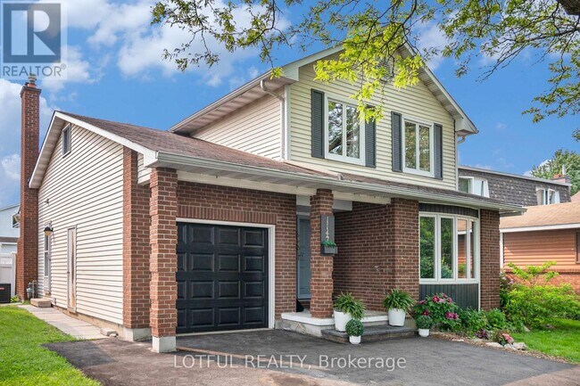 1147 Ste-Thérèse Ln in Ottawa, ON - Building Photo - Building Photo