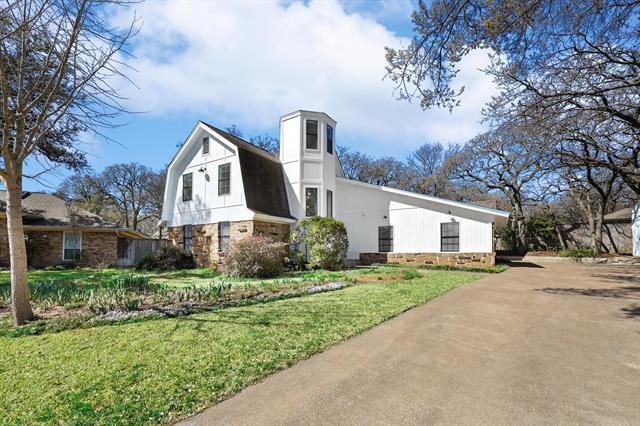 200 Eagle Ct in Bedford, TX - Building Photo - Building Photo